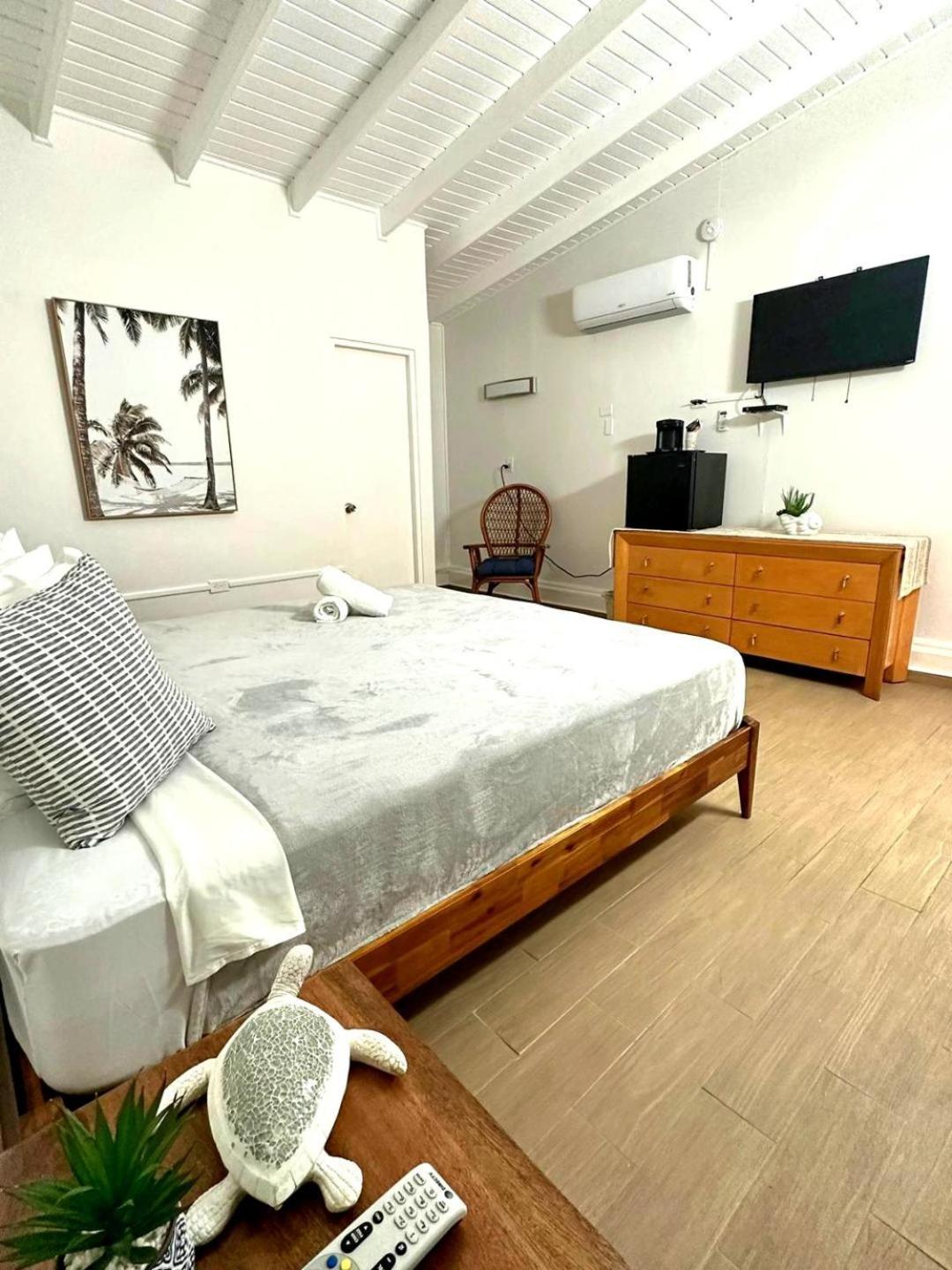 Nautilus By La Jamaca Hotels-Downtown La Parguera Lajas Bagian luar foto